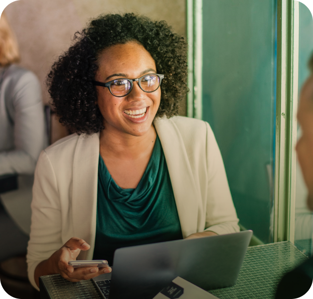 Concorrer em vagas de emprego que pagam até 61% a mais.